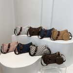 Fashion Retro Messenger Bag Leisure - Image 5