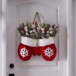Christmas Garland Creative Glove Shaped Simulated Flower Wreath Window Door Gate Decoration Door Sign Xmas Party Decoration - Image 7
