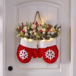 Christmas Garland Creative Glove Shaped Simulated Flower Wreath Window Door Gate Decoration Door Sign Xmas Party Decoration
